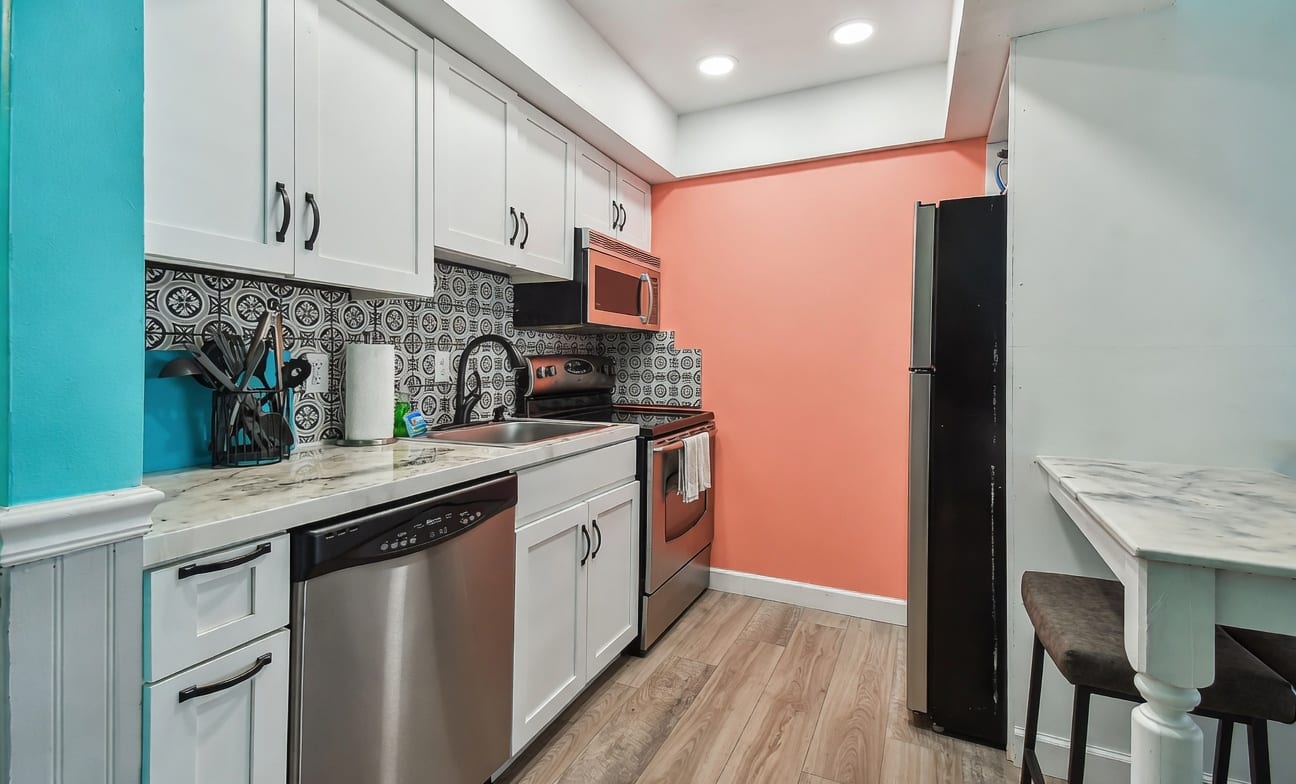 Coral Galley Kitchen — Island Club Cleaning
